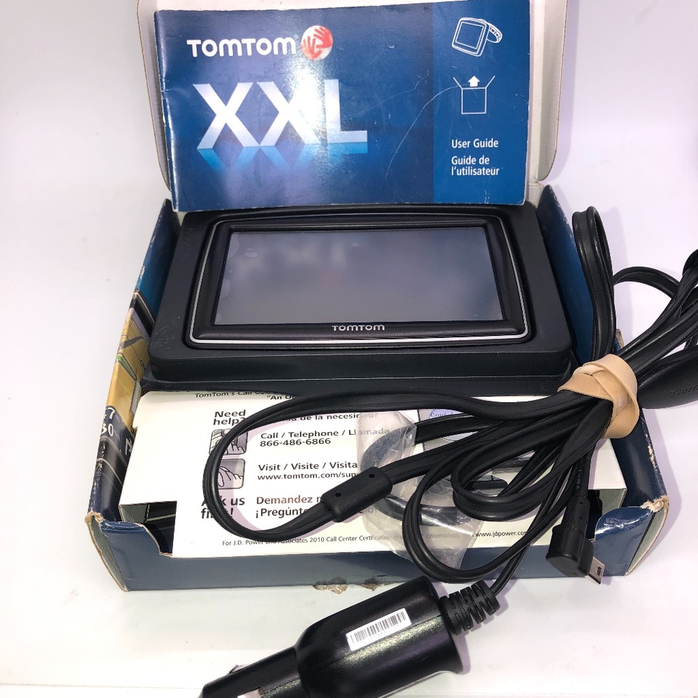 TOMTOM XXL 550T GPS model w/ Lifetime Traffic Edition - 5” screen